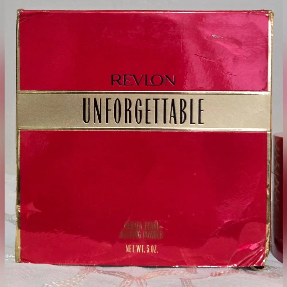 Revlon 'Unforgettable' Golden Pearl‎ Dusting Powder 5 Oz VINTAGE Discontinued